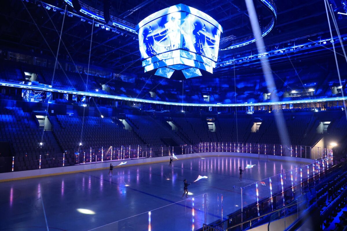 Интерьеры нового Ледового дворца на Стрелке показали нижегородцам  - фото 1