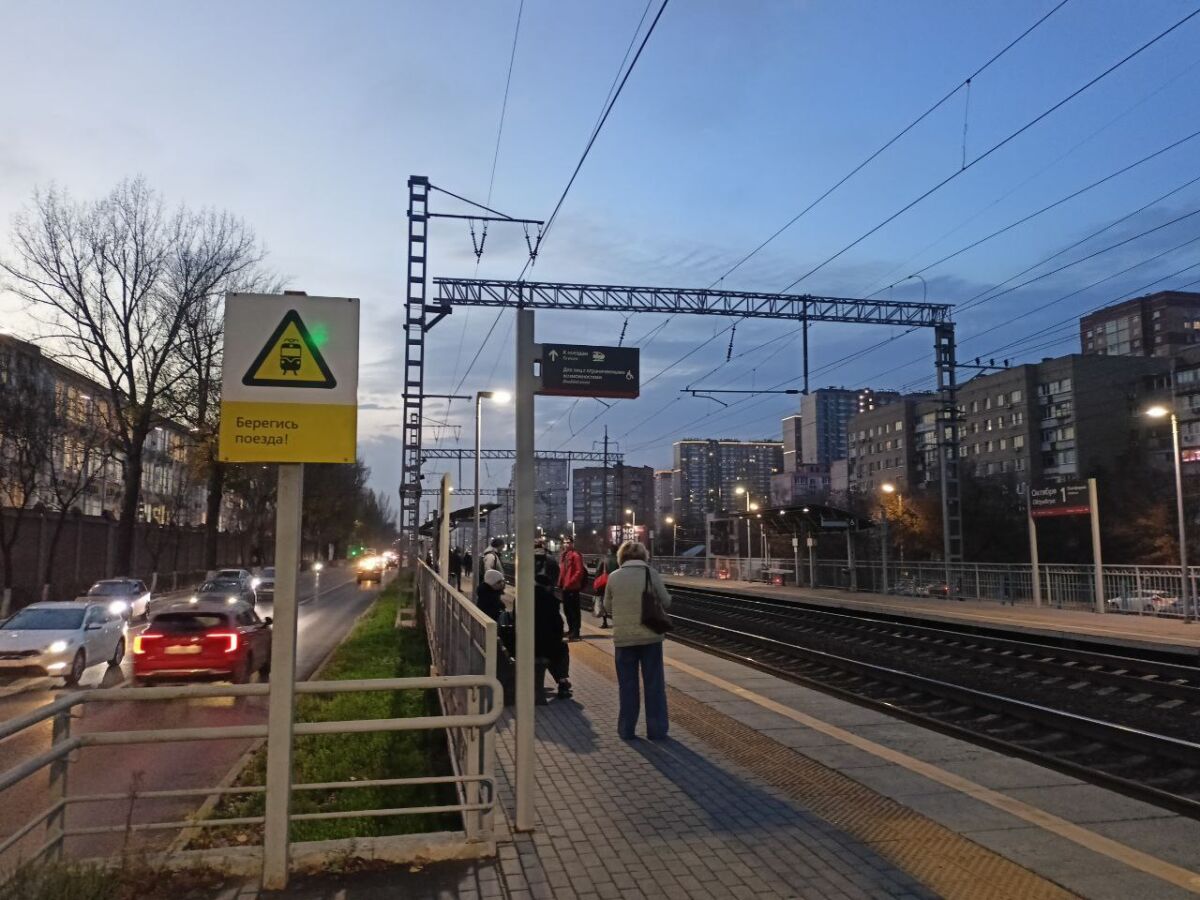 Городская электричка в Ростове не набирает популярности у пассажиров - фото 1