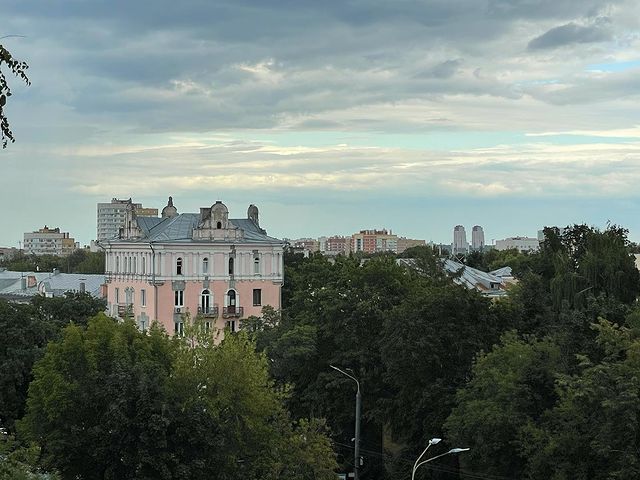 Панорамные виды открываются со стройплощадки нового ЖК в центре Нижнего Новгорода - фото 1