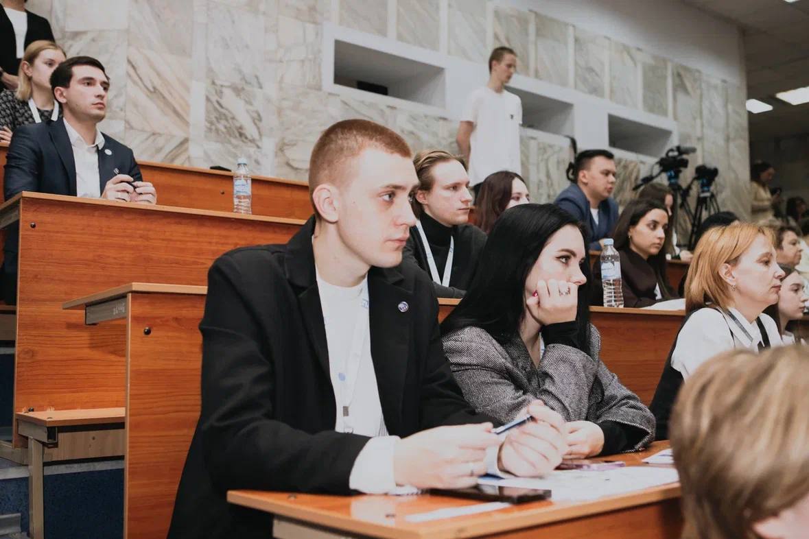 В донских вузах интерес к строительным специальностям вырос на треть - фото 1