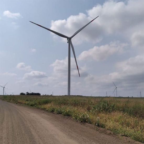 В Каменском районе завершен второй этап строительства Казачьей ветроэлектростанции